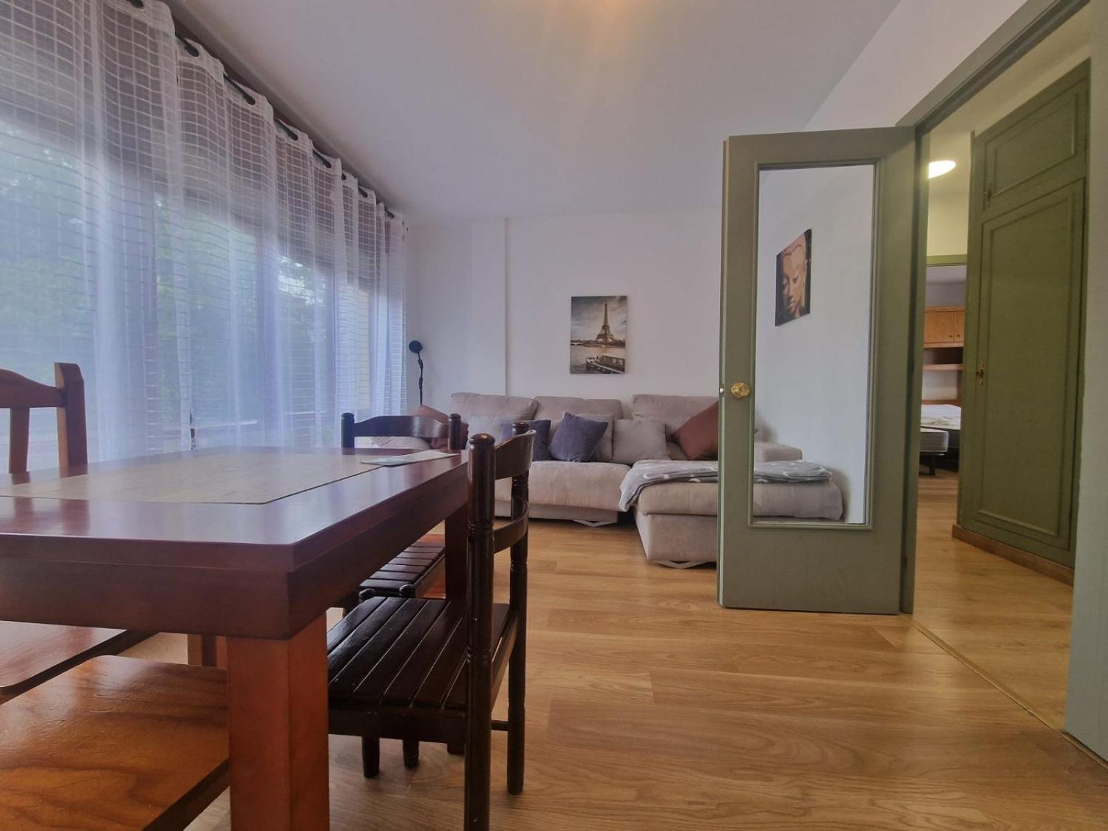 Apartamento Centrico 利亚内斯 外观 照片